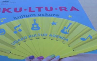 Maite Larburu, Maren eta Noa Elvis datoz, besteak beste, udan Oñatira