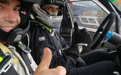 “Bizi guztia daramat R5 GT Turboarekin; gerra asko ematen duen autoa da, baina guztiz harrapatzen zaitu”