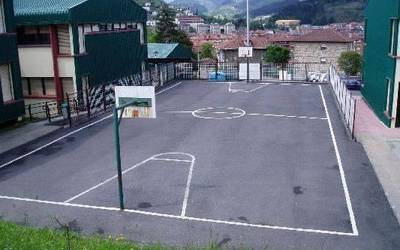 Laudioko ikastetxe publikoetan hobekuntzak egingo dituzte