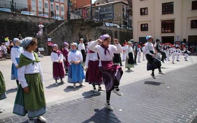 Euskal dantzetan izena emateko epea zabalik gaztetxoentzako