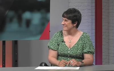 Amaia Arroyo sagasta: "Komunikazio digitalaren arauak ezagutu behar dira hezkuntza prozesuei ahalik eta etekin gehien ateratzeko"