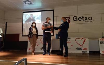"Emaile-kopurua handitu eta jende gaztea geureganatu nahi dugu"