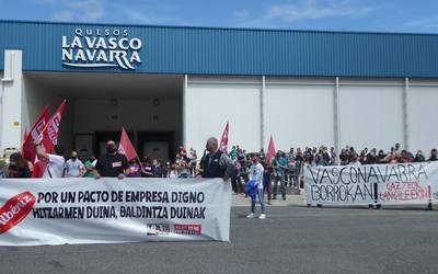 La Vasco Navarran gauzak zeuden bezala segitzen dute