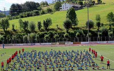 275 umek hasi dute Udako Kirol Campusa