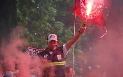 Hasi da Tubacexeko EEEaren epaiketa, grebalarien protesta artean