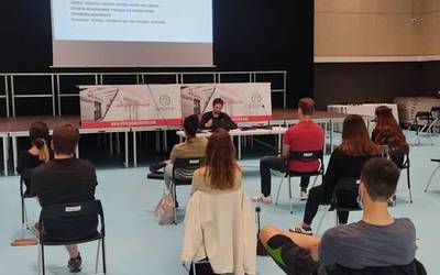 Autodefentsa laboraleko formakuntzako azken saioa egin dute Elkargunean