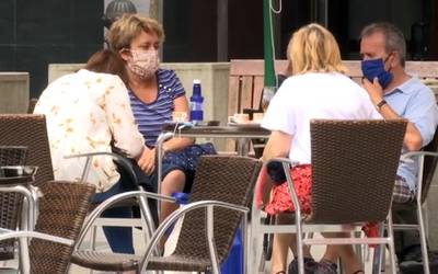 Distantzia mantentzen ez denean maskara erabili beharko da Hego Euskal Herrian