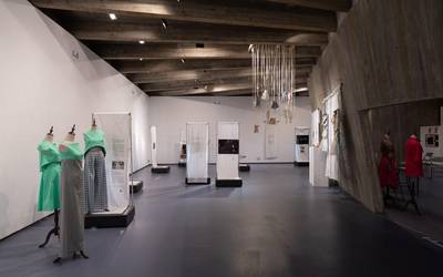 Kotoiaren emakumeak omentzeko erakusketa irekiko dute gaur Laboratoriumen