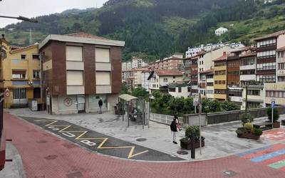 Barikuan, errepidea itxita