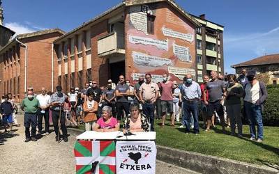 "Egia osoa aitortzeko eta erantzukizun politikoak onartzeko garaia da"