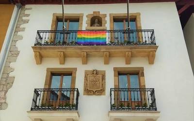 Udal adierazpena, LGTBI Harrotasunaren Nazioarteko Eguna dela-eta