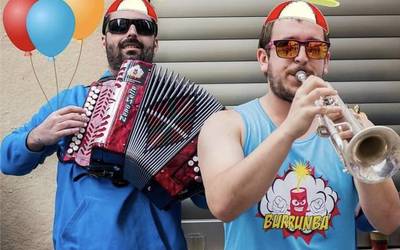 Umeendako puzgarriak, harri-jasotzaileak, bertso saio musikatua edota elektrotxaranga... Ferixa Nagusiko jaiak beharko luketen egunetarako