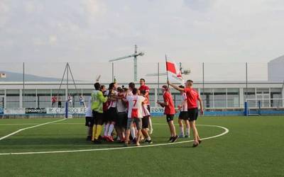 Doneztebe Futbol Taldeak Nafarroako Maila Autonomikora igotzea lortu du