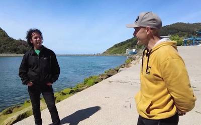 Asier Gozategirekin egin du topo Felix Aizpuruak 'Tapa pala!' saioko lehen atalean