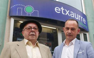 Etxaurre higiezin agentzia: belaunaldiz belaunaldi igaro den ofizioaren lekukoa