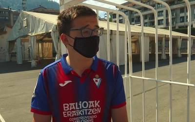 Bailarako bi futbolari 'Donosti Cup' txapelketa jokatzen ari dira