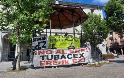 Tubacexeko lan gatazka izango dute hizpide ostiralean Mugaldeko terrazan