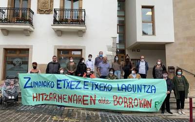 Mobilizazioei ekin diete Zumaiako etxez etxeko zerbitzuko langileek