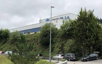 Akordioa lortu dute Stadler-en