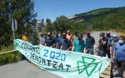 Porlandegian txanda kontratua ezartzea adostu dute