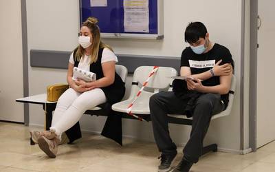 Lehenengo ziztada hartu duten herritarrak % 75 dira