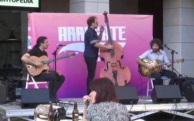 Arrasate Blues jaialdiaren hirugarren edizioak eskaintza ederra izan du, eta herritarren erantzun ona