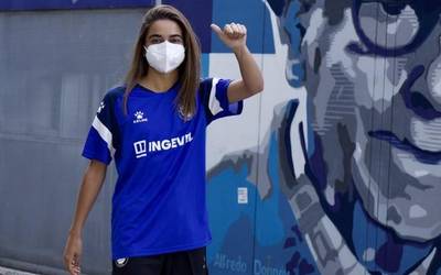 Elene Errasti fitxatu du Alavesek