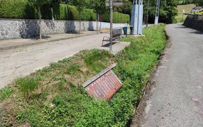 Kejie ta desditxie: 'Baserrien kartela, errekan'