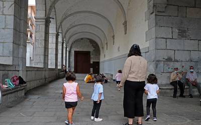 Hamabi positibo atzeman zituzten atzo Elgoibarren, eta bat Mendaron