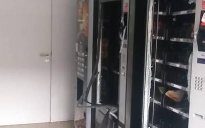 Lapurretak egon dira Laudioko Udal Igerilekuetan