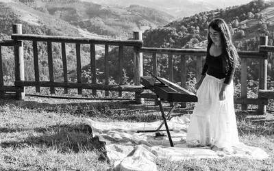 Piano errezitaldia argazkitan