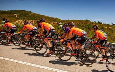 Euskaltel-Euskadik ez du Portugalgo Itzulian jarraituko, COVID-19 kasu biren eraginez