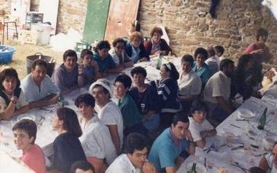 Basakoetxeko Jaietako argazki zaharrak, tradizio handiko erromeria eguna