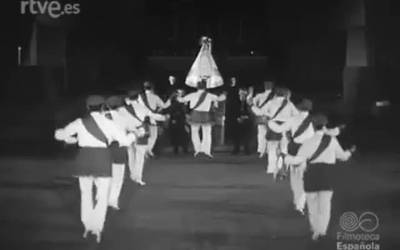 Oñatiko dantzariak Arantzazun. RTVE