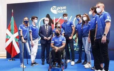 Uribe Kostako hiru kirolari lehiatuko dira egunotan Tokioko Paralinpiar Jokoetan