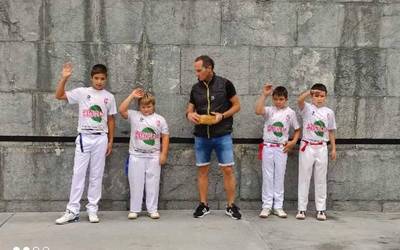 Leitzako Plazako XXVIII. Pilota Txapelketako finala jokatu dute