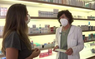 Antigeno testak, hilabete salgai farmazietan: Nolako harrera izan dute?