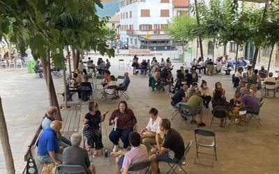 Lakuntzako auskias akordatzen die