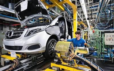 Ekoizpenaren etenaldi berri bat Mercedesen, irailaren 6tik 10era