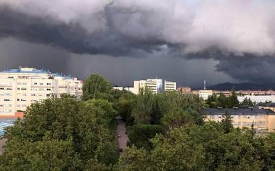Gasteizera iritsi dira ekaitza eta txingorra