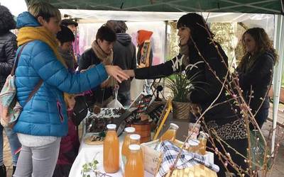 Eskulangileen azokak antolatu ditu Argitsuk larunbatean Lesakan eta igandean Elizondon