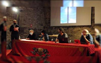 1389ko Orreaga eta Zizurkilen arteko ebazpen-dokumentuaren aurkezpena egin dute