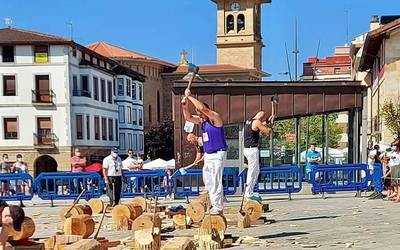 Hirugarren mailako Euskadiko Aizkora Txapelketako finalera sailkatu da Izeta VI.a