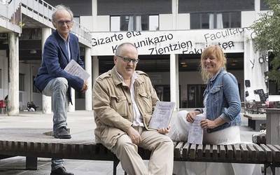 'Emakume bizkor eta eraginkorrak Bilbon (1800-1936)' liburuak unibertsitate argitalpeneko sari nazionala jaso du