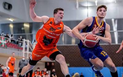 Kevin Buckingham ISBko jokalariak denboraldia galduko du belauneko lesio bategatik