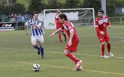 Futbol denboraldi berria ate-joka dute Aiaraldeko taldeek