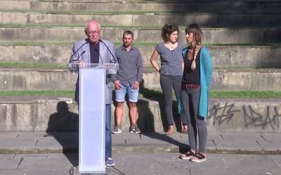 Biharko martxa bertan behera utzi eta Euskal Herriko plazak hartzeko dei egin du Sarek