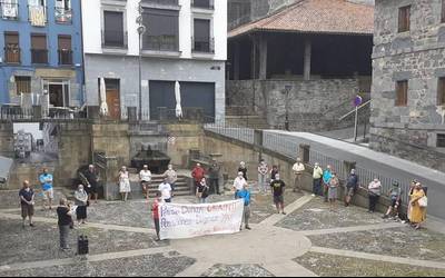 Argindarraren igoera eta horren ondorioak salatu dituzte
