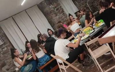 Baztan Iñarrosi talde feminista aurkeztu dute Elizondon