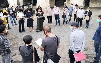 "Konponbideak eta informazio gardena" eskatu ditu Zuntza2021 taldeak